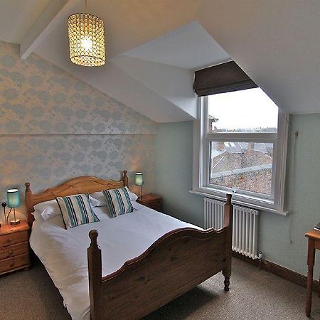 Warrens Guest House Йорк Экстерьер фото